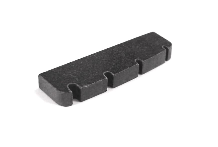 RICKENBACKER BASS TOP NUT - BLACK