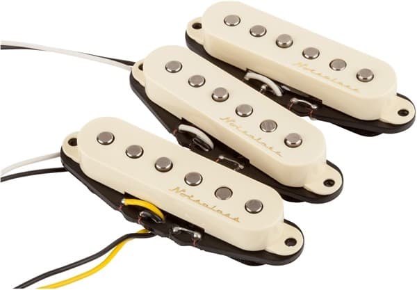 VINT NOISELESS STRAT SET OF 3