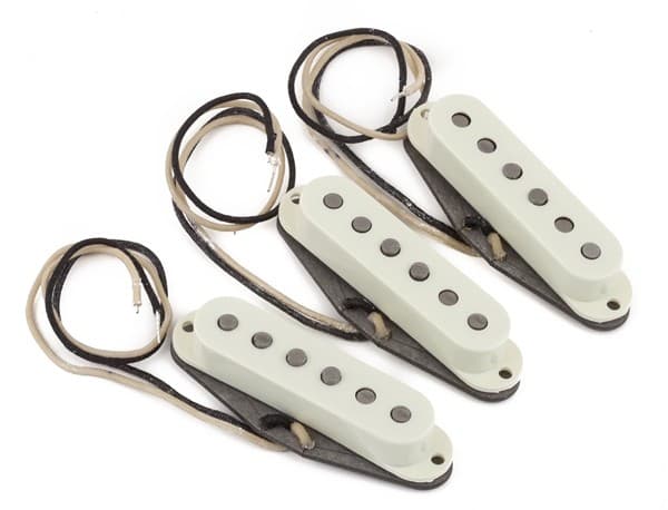 AM VINT 65 STRAT SET OF 3