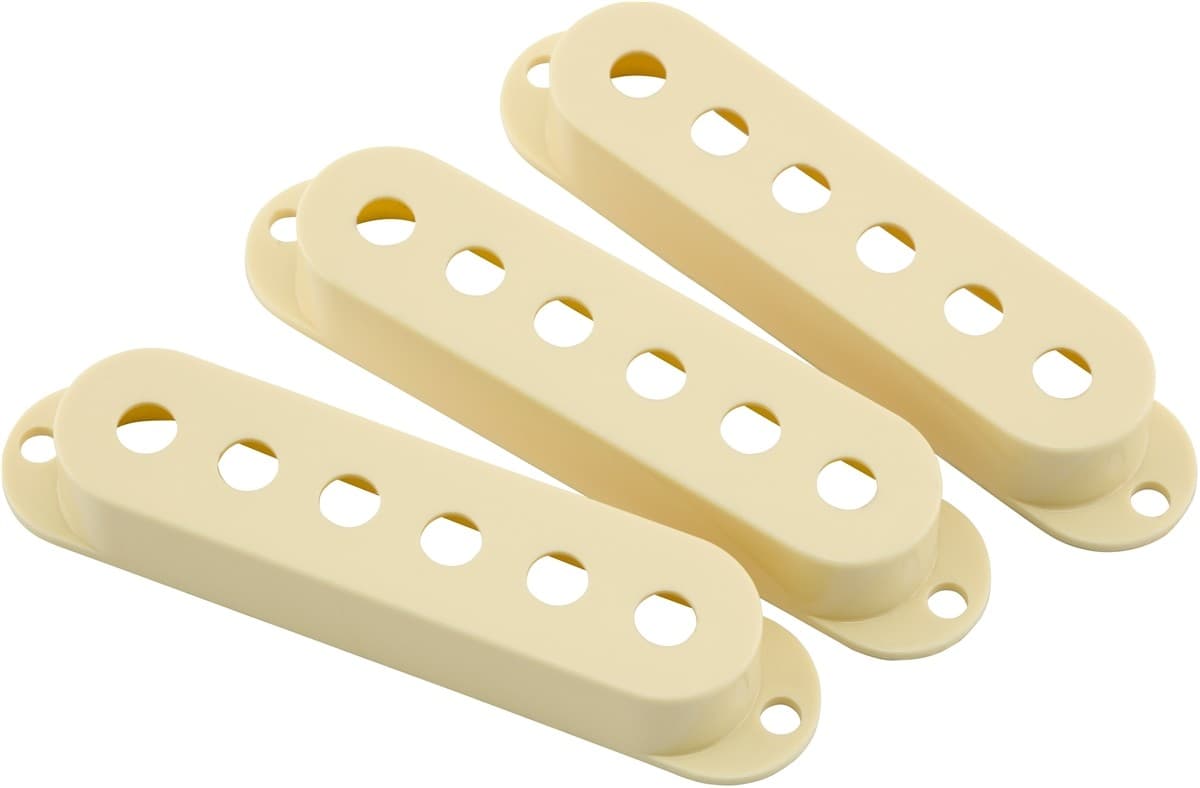 ROADWORN STRAT PICKUP COVERS A.WH