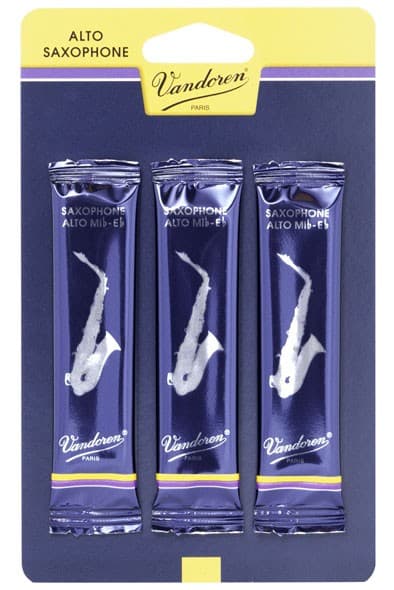 VANDOREN ALTO SAX REED CARD OF 3