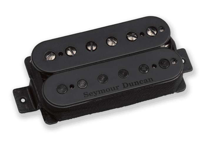 SENTIENT NECK BLACK